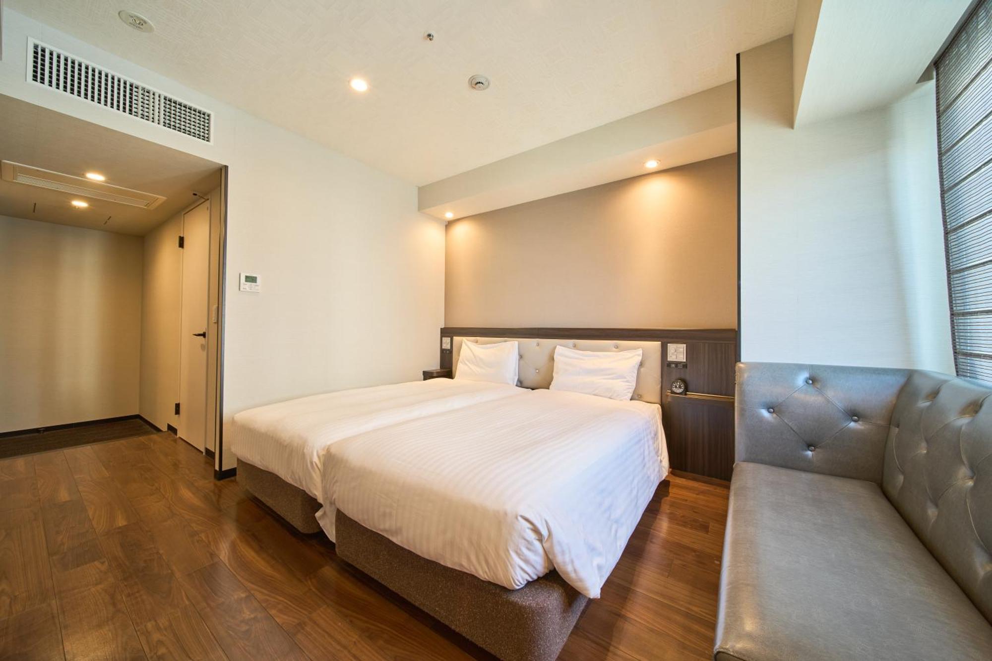 Via Inn Umeda Oszaka Kültér fotó