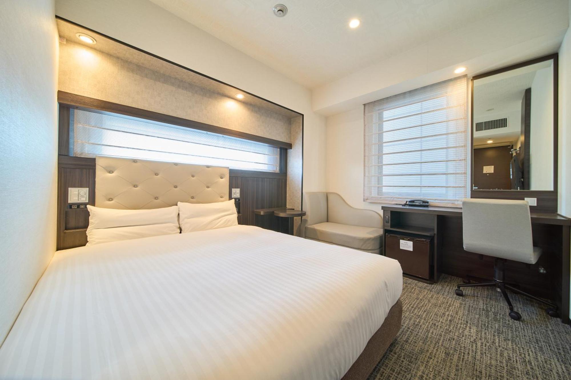 Via Inn Umeda Oszaka Kültér fotó
